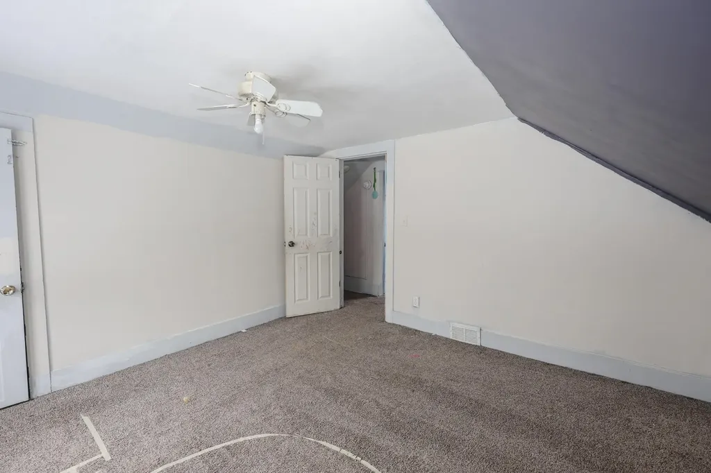 32 Norton Street Nashua NH 03064