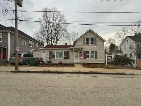 32 Norton Street Nashua NH 03064