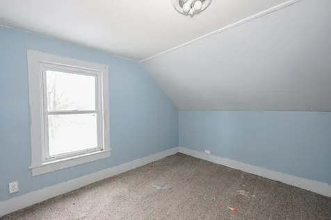 32 Norton Street Nashua NH 03064