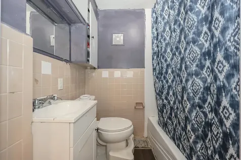 32 Norton Street Nashua NH 03064