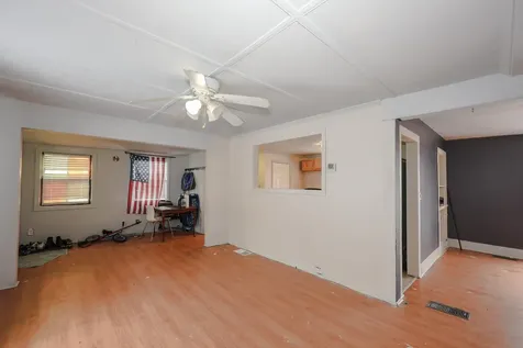 32 Norton Street Nashua NH 03064