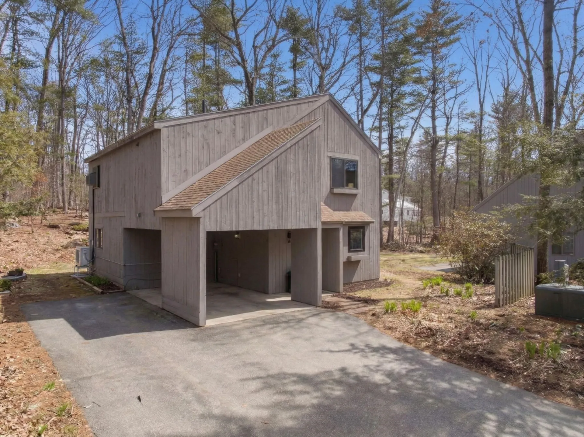 189 Coburn Woods Drive Nashua NH 03063