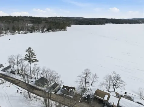 203 Lakeshore Drive Franklin NH 03235