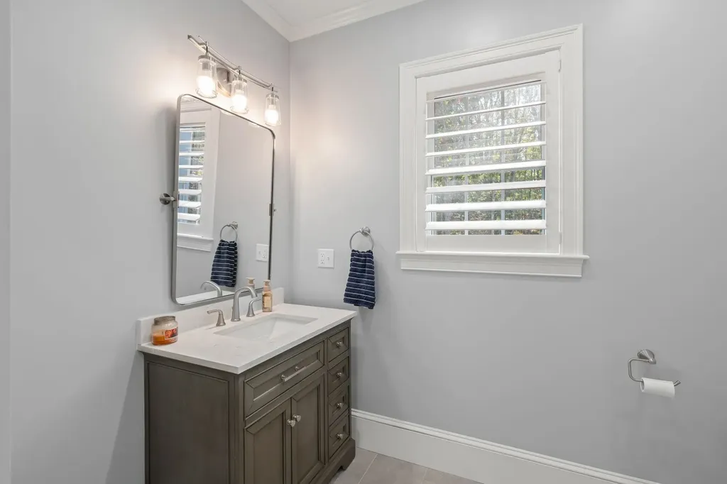 28 Singh Drive Dover NH 03820