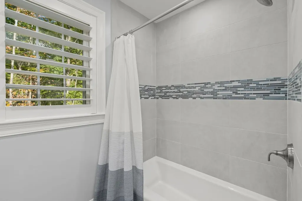 28 Singh Drive Dover NH 03820