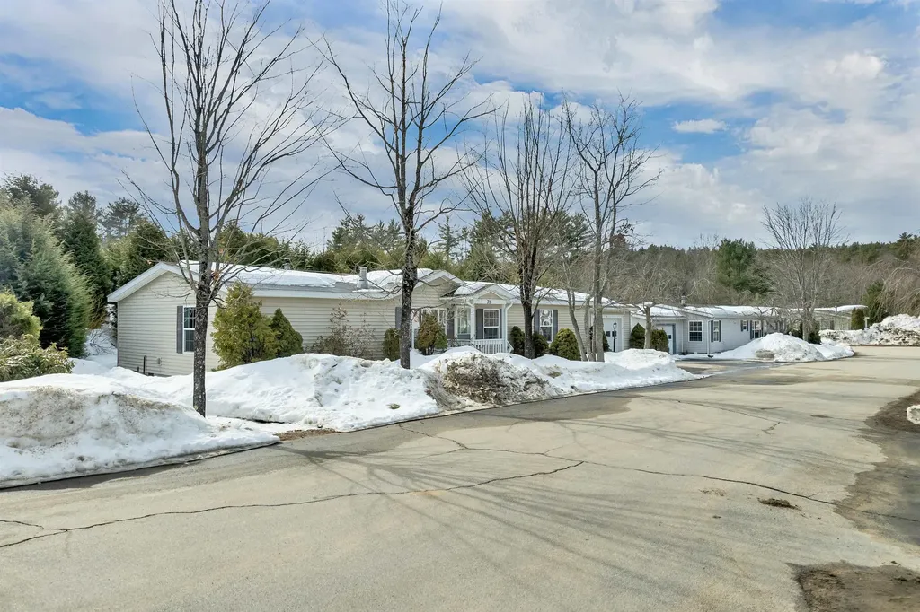 39 Great Brook Drive Belmont NH 03220