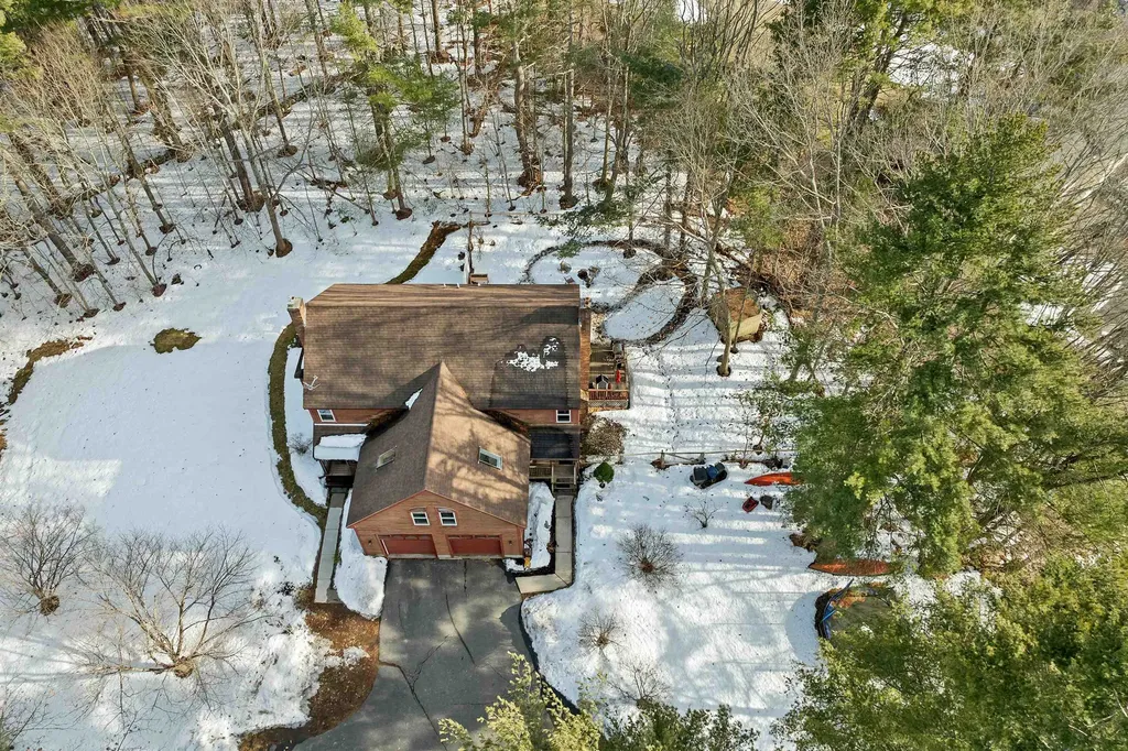 29 Coastal Way Greenland NH 03840