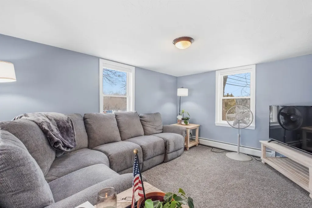 47 Carroll Street Pittsfield NH 03263