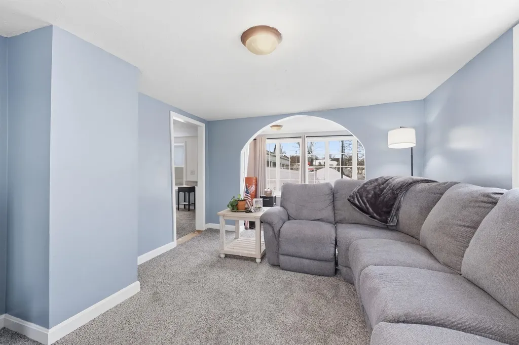 47 Carroll Street Pittsfield NH 03263