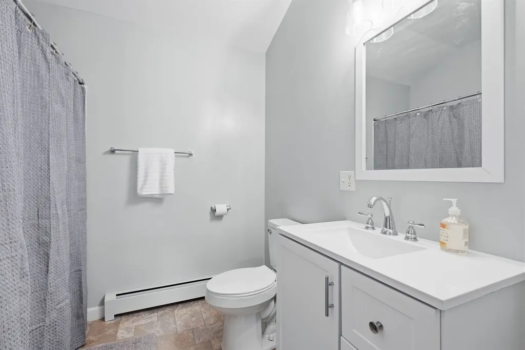 47 Carroll Street Pittsfield NH 03263