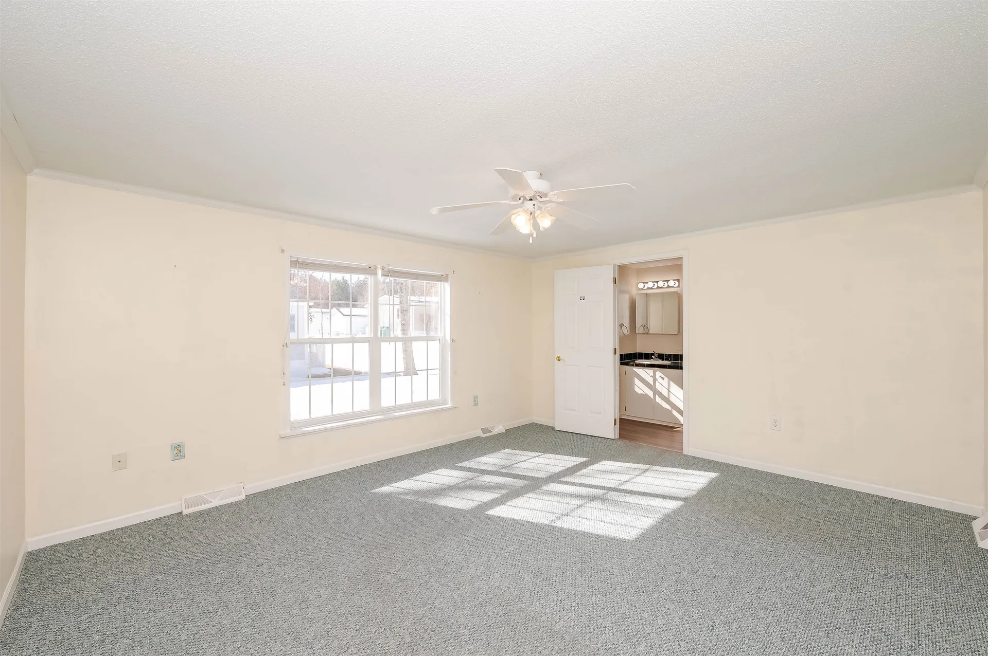 153 Eagle Drive Rochester NH 03868