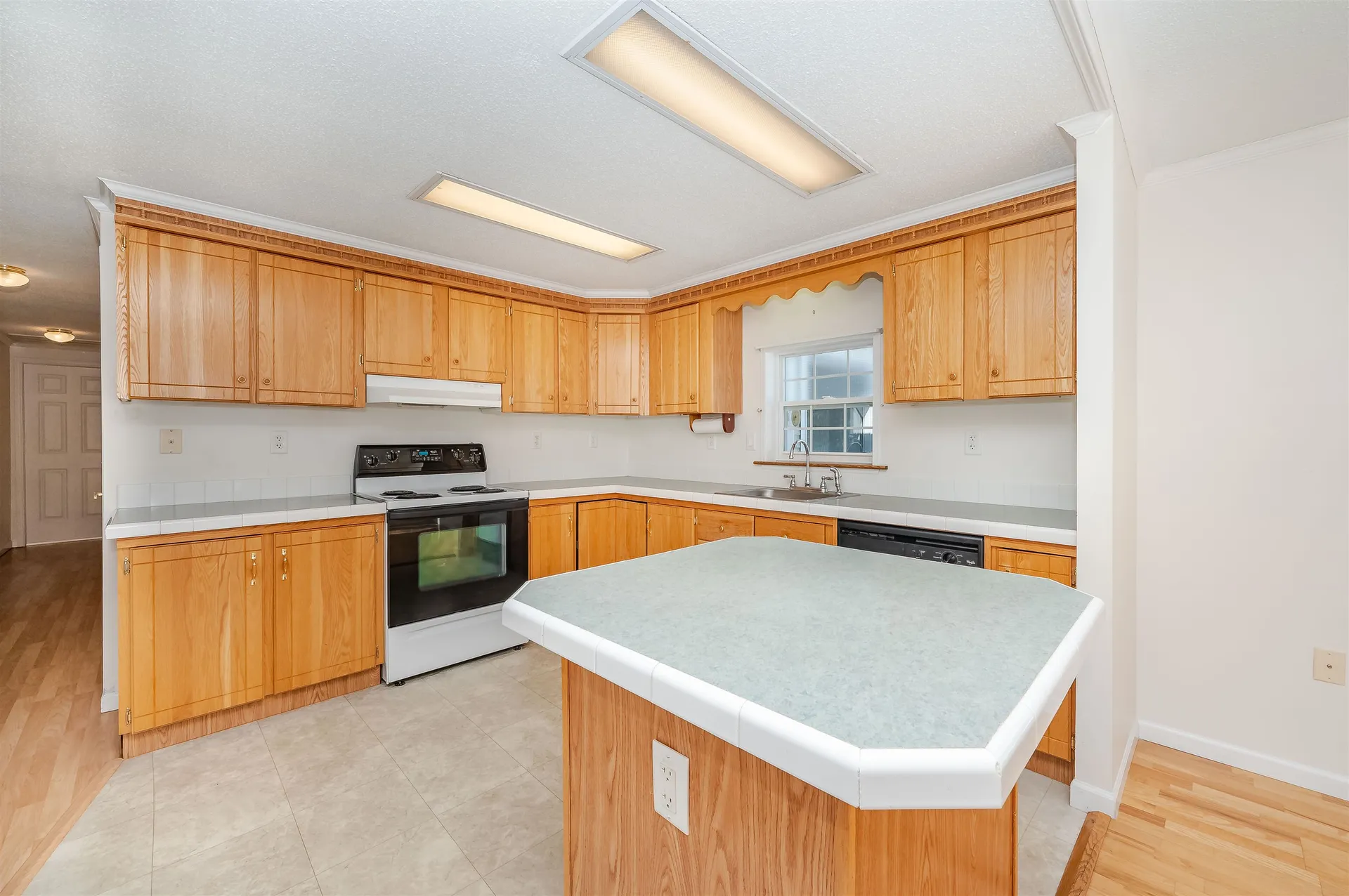 153 Eagle Drive Rochester NH 03868