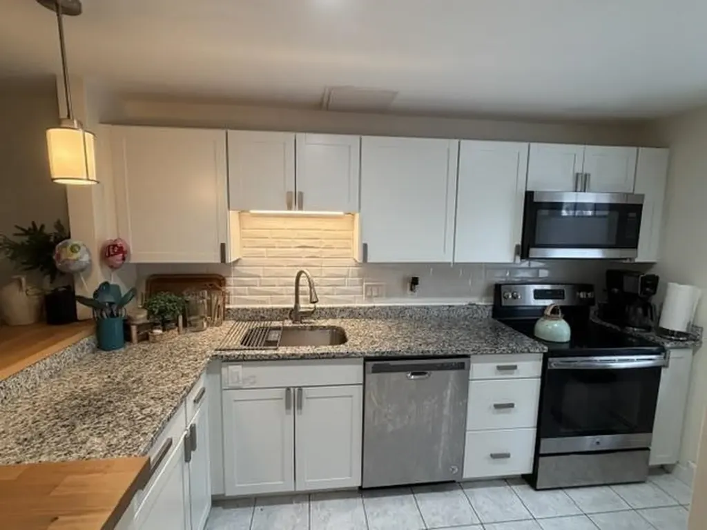 380 Ocean Road Portsmouth NH 03801