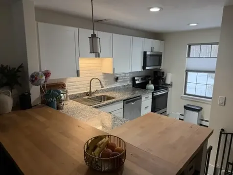 380 Ocean Road Portsmouth NH 03801