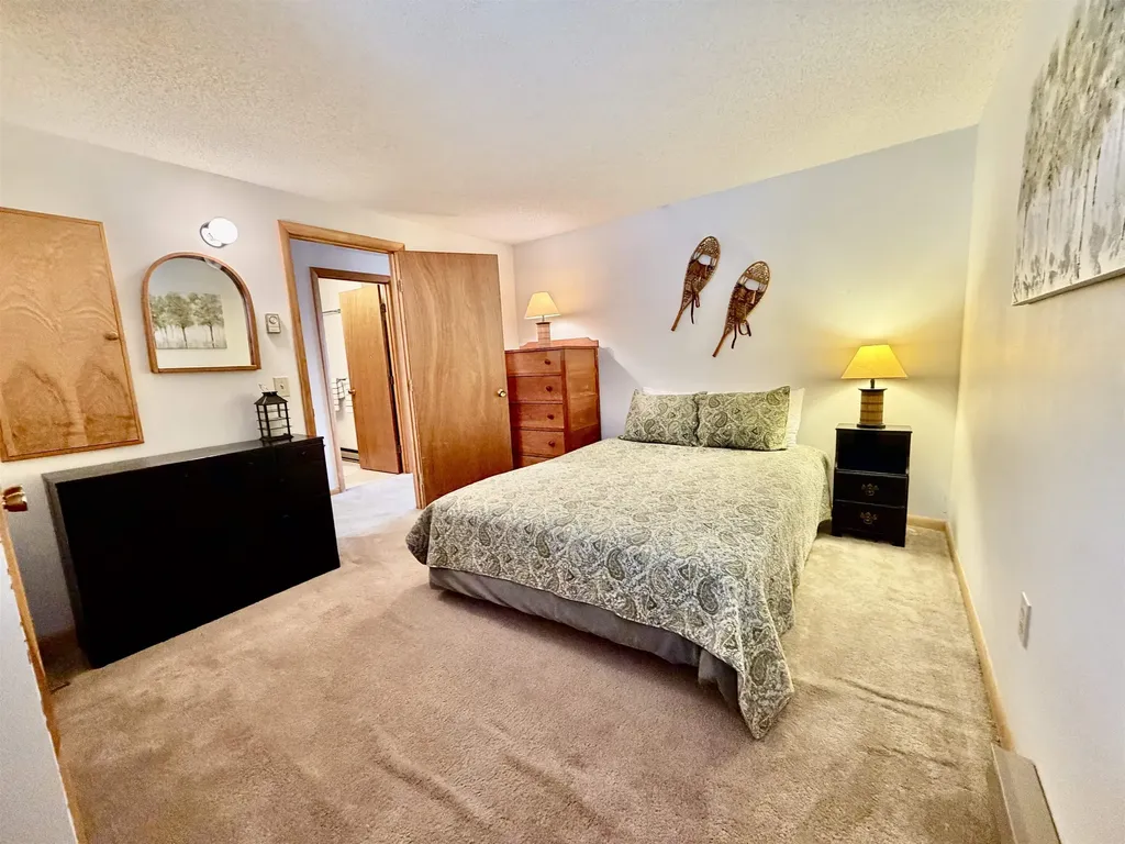 13 Laurel Circle Thornton NH 03285