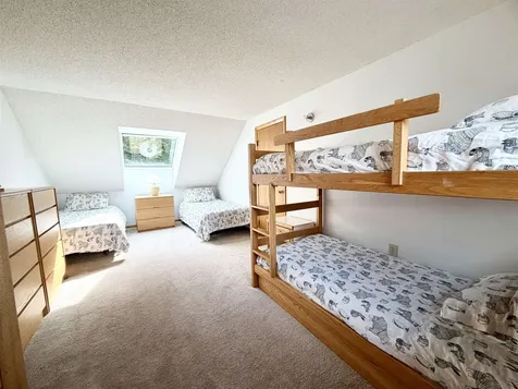 13 Laurel Circle Thornton NH 03285