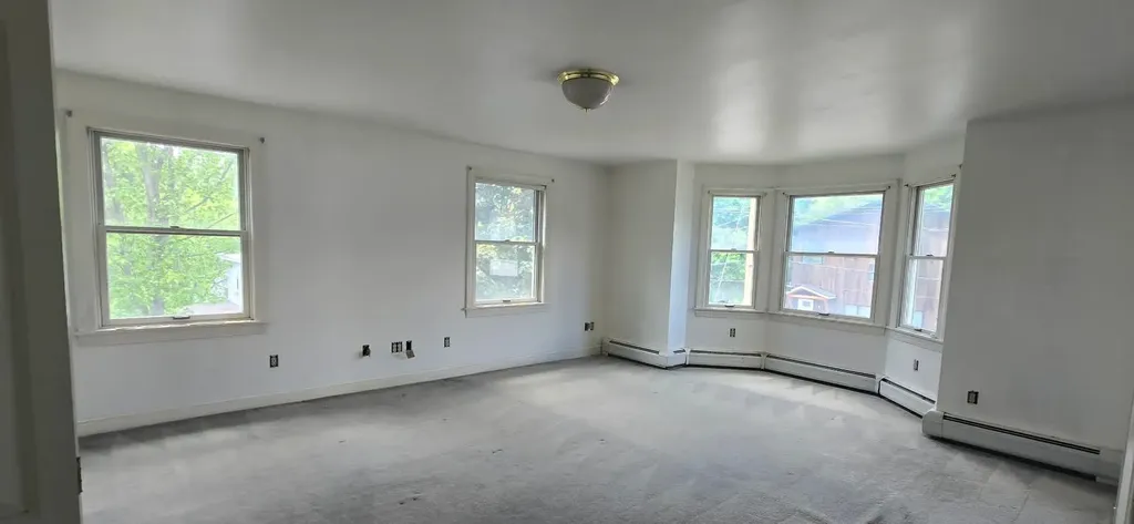 11 Horne Street Dover NH 03820