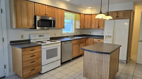 11 Horne Street Dover NH 03820