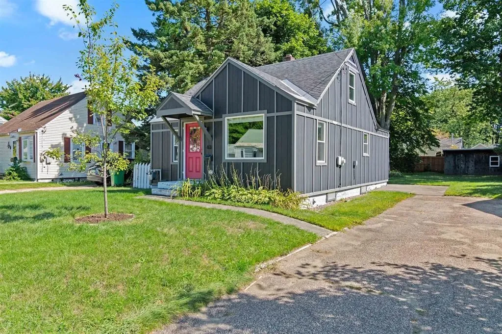 63 Birch Court Burlington VT 05408