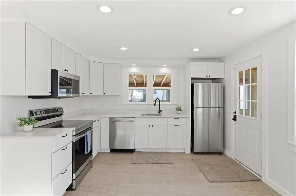 1960 North Avenue Burlington VT 05408