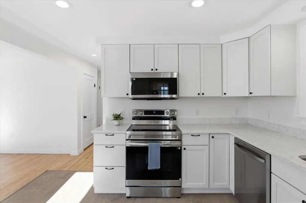 1960 North Avenue Burlington VT 05408