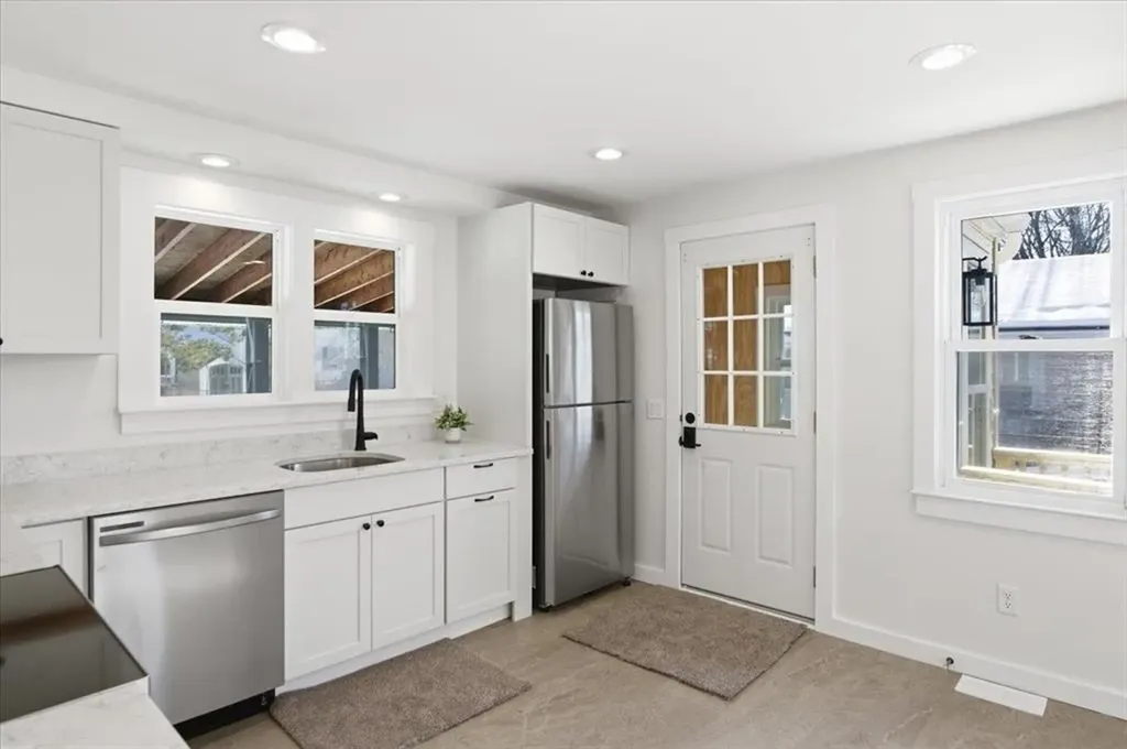 1960 North Avenue Burlington VT 05408