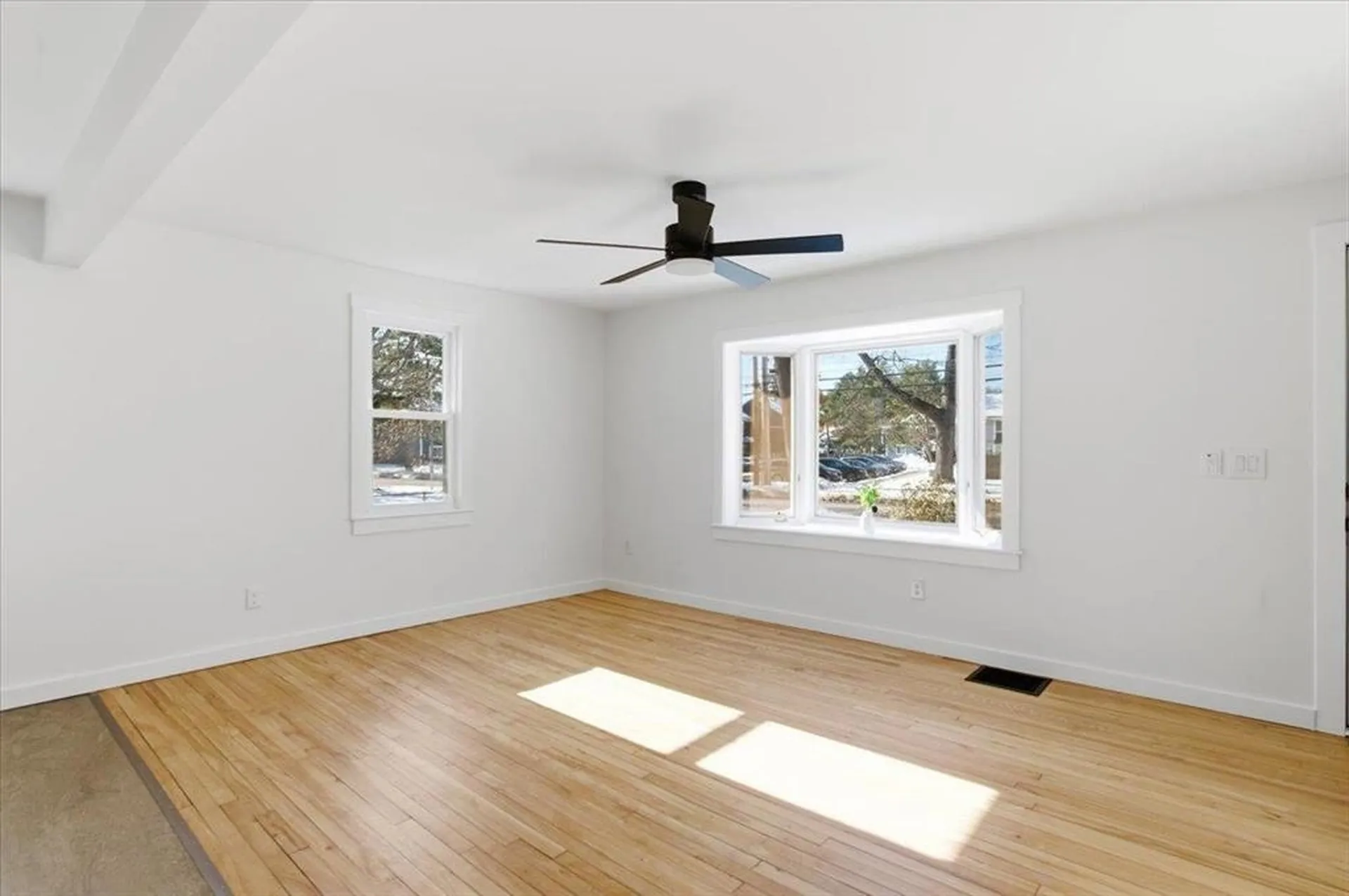 1960 North Avenue Burlington VT 05408