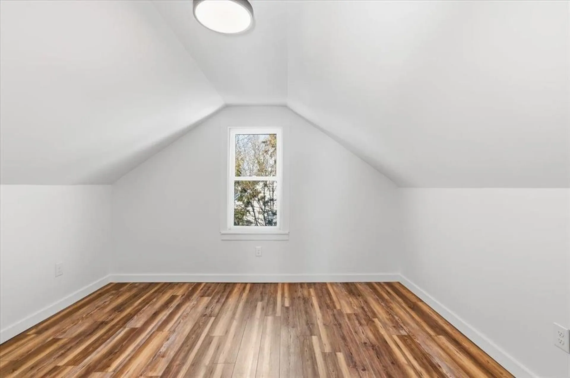 1960 North Avenue Burlington VT 05408