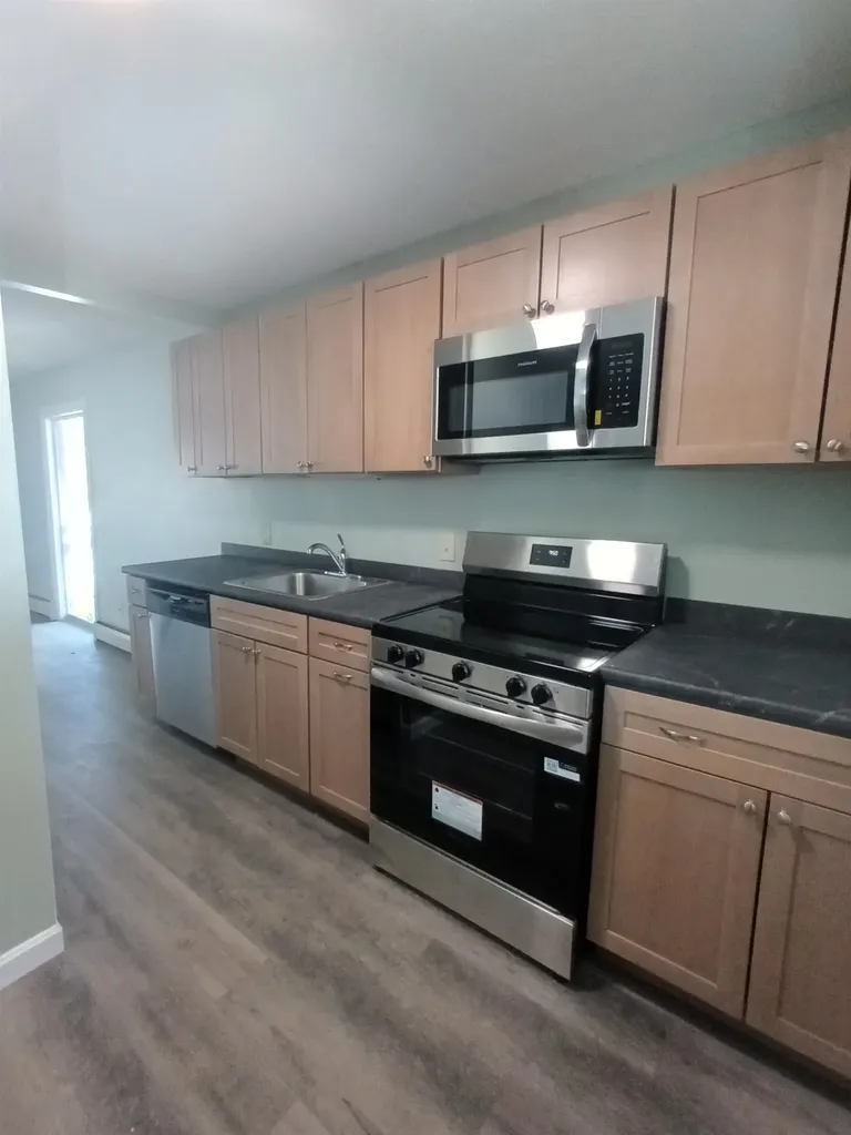 40 Brookside Drive Brattleboro VT 05301