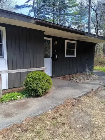 40 Brookside Drive Brattleboro VT 05301