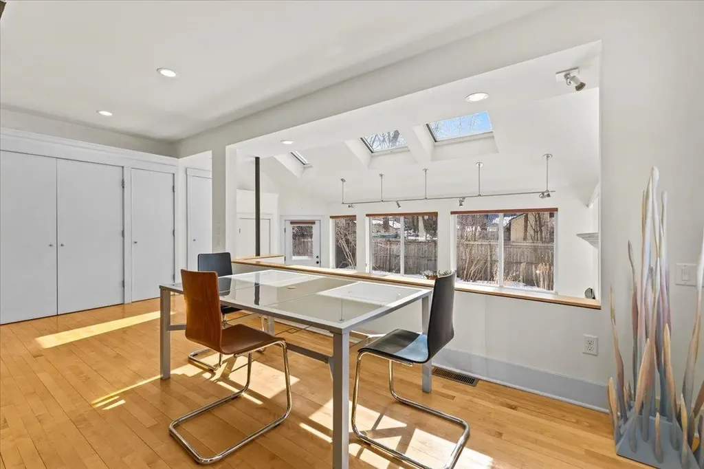 185 Maple Street Burlington VT 05401