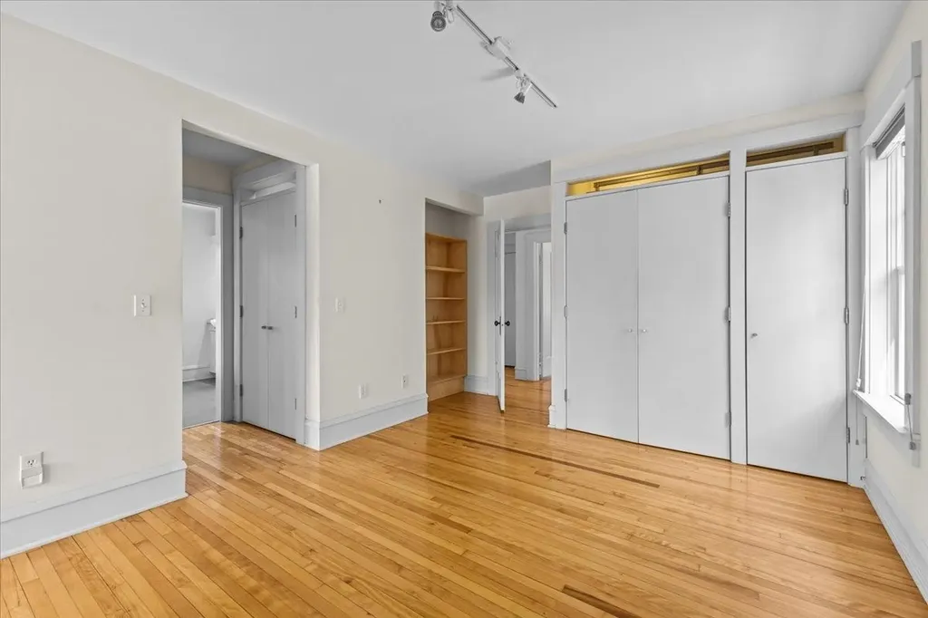 185 Maple Street Burlington VT 05401