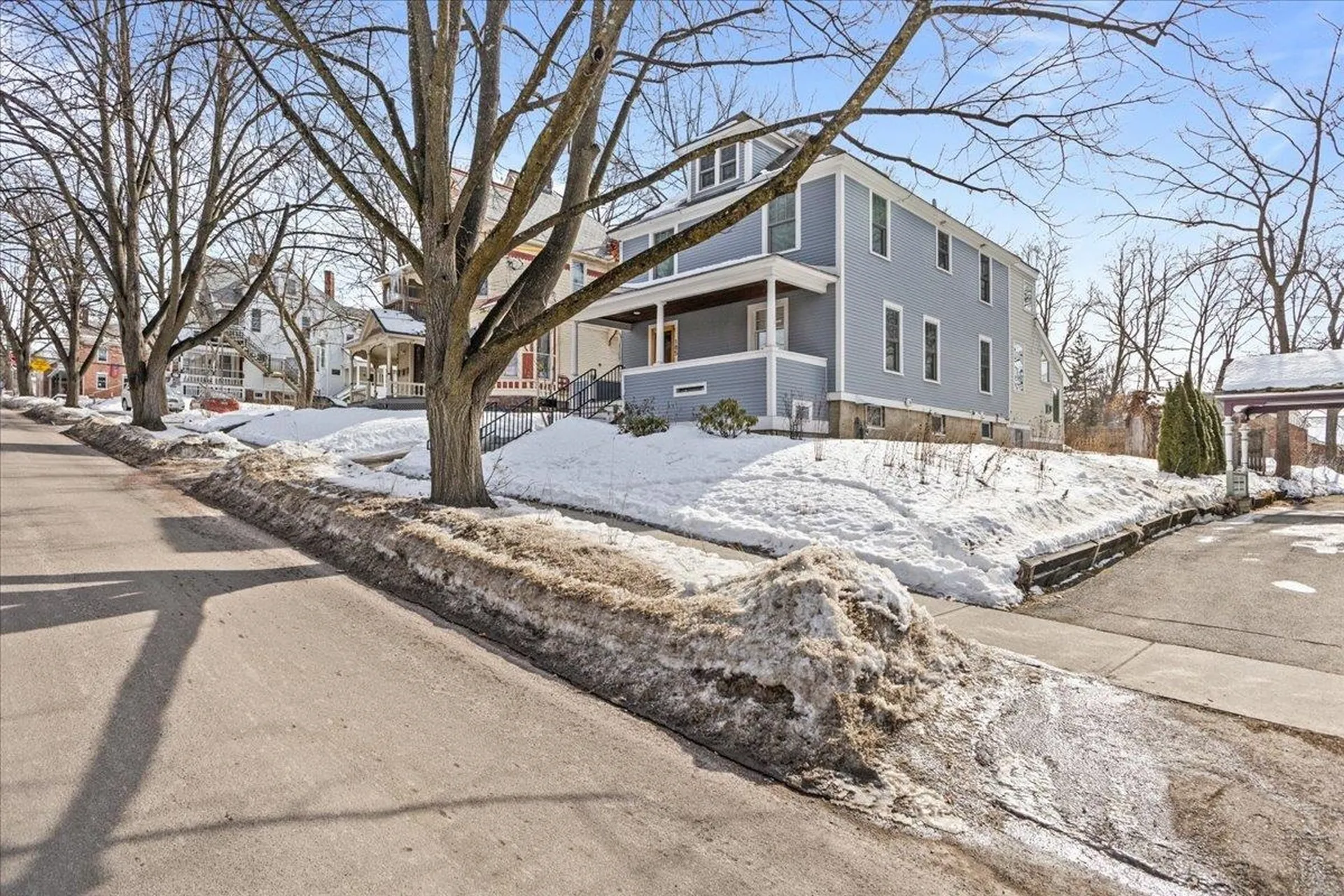 185 Maple Street Burlington VT 05401