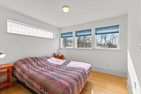 185 Maple Street Burlington VT 05401