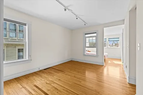 185 Maple Street Burlington VT 05401