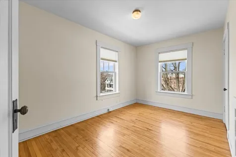 185 Maple Street Burlington VT 05401