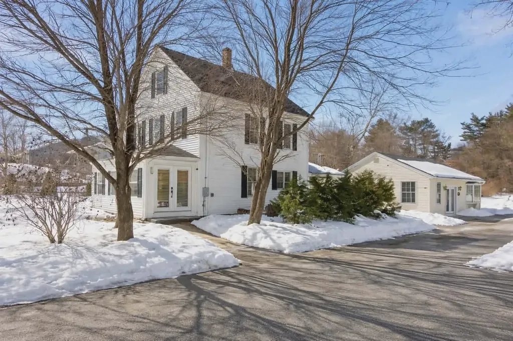 96 Lafayette Road Hampton Falls NH 03844