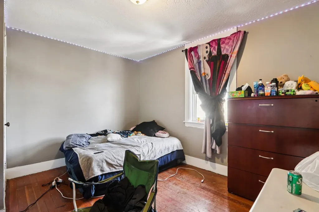 424 Cedar Street Manchester NH 03103