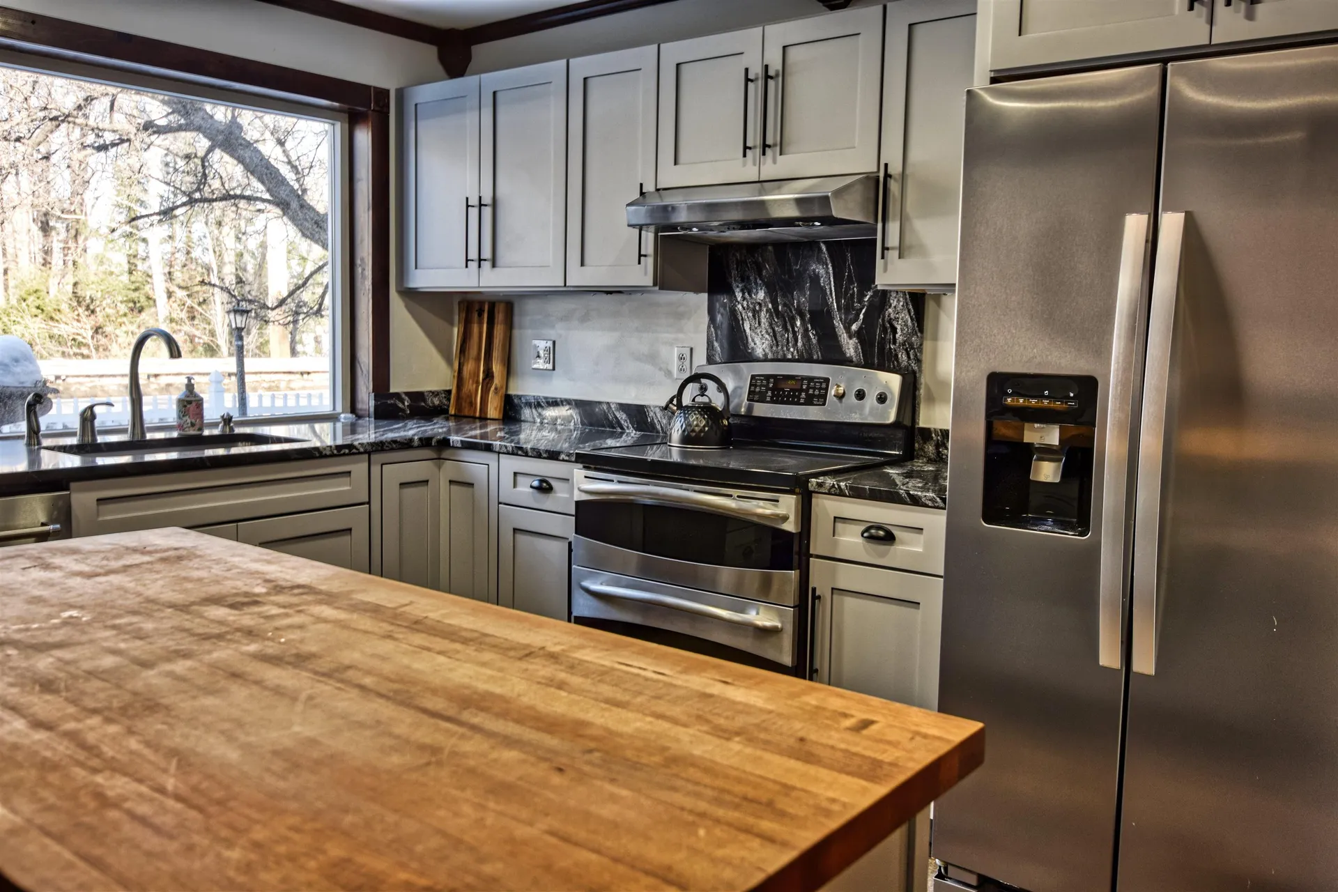 27 Nh Route 25 Plymouth NH 03264