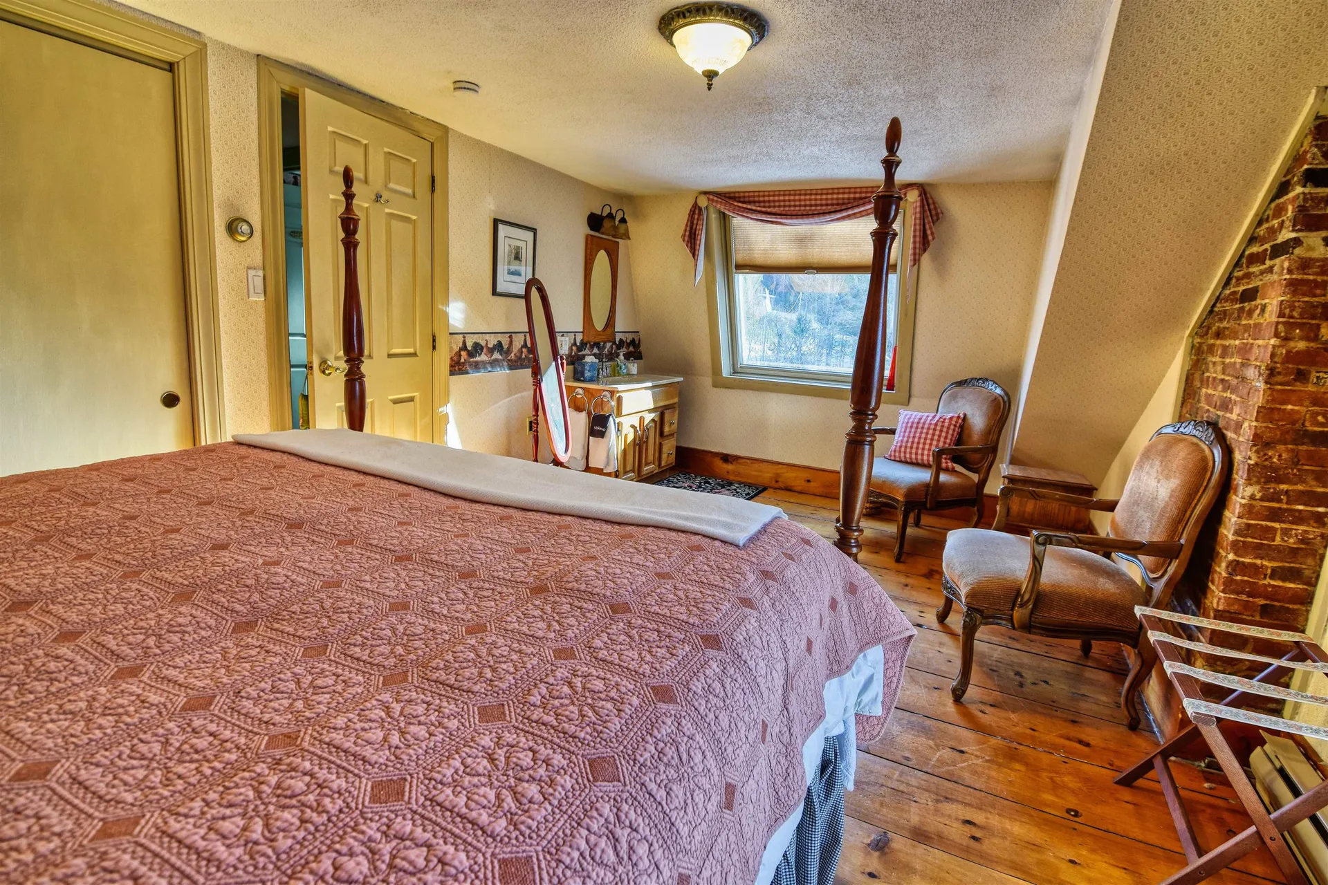 27 Nh Route 25 Plymouth NH 03264