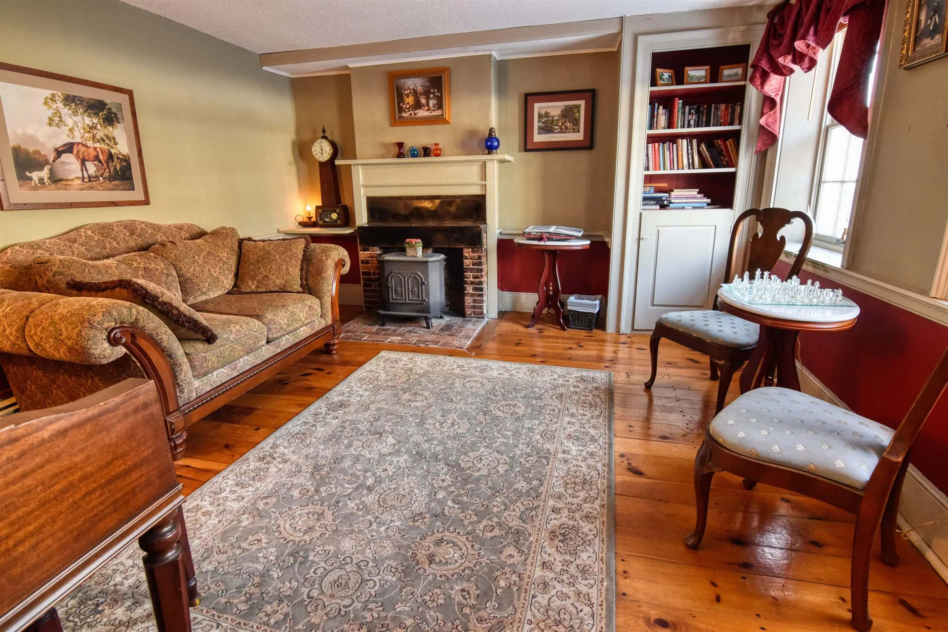 27 Nh Route 25 Plymouth NH 03264