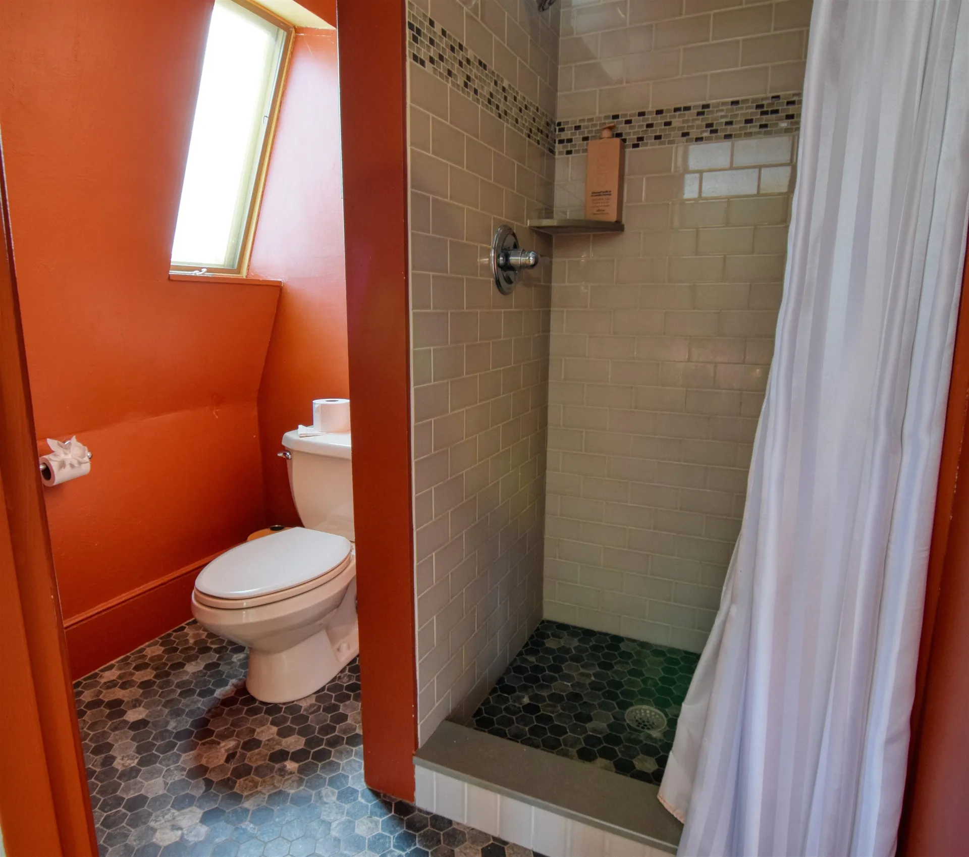 27 Nh Route 25 Plymouth NH 03264