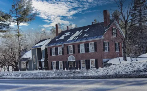 27 Nh Route 25 Plymouth NH 03264