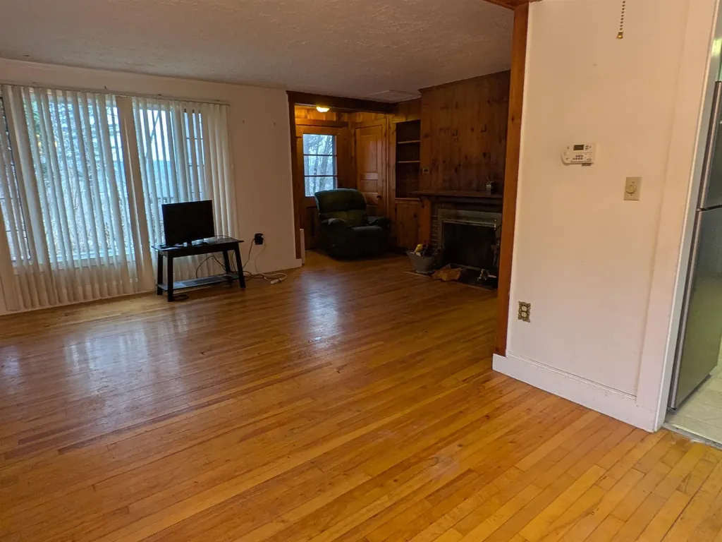 105 Nh Route 25 Meredith NH 03253