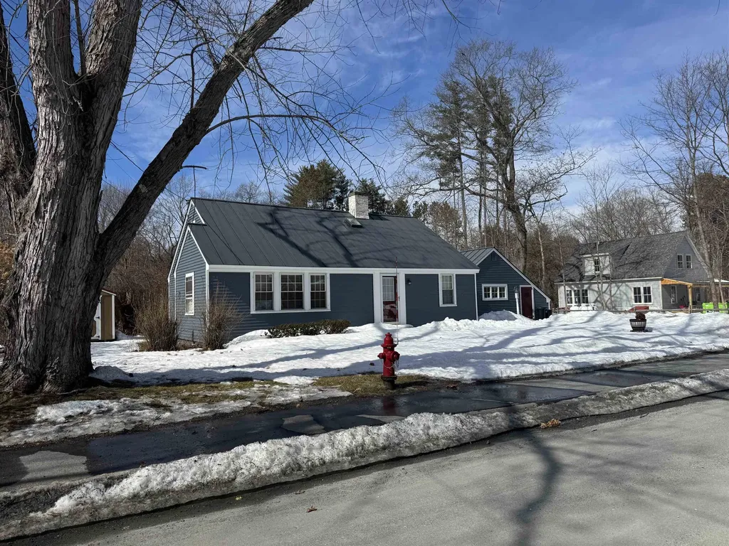 57 Crafts Avenue Lebanon NH 03784