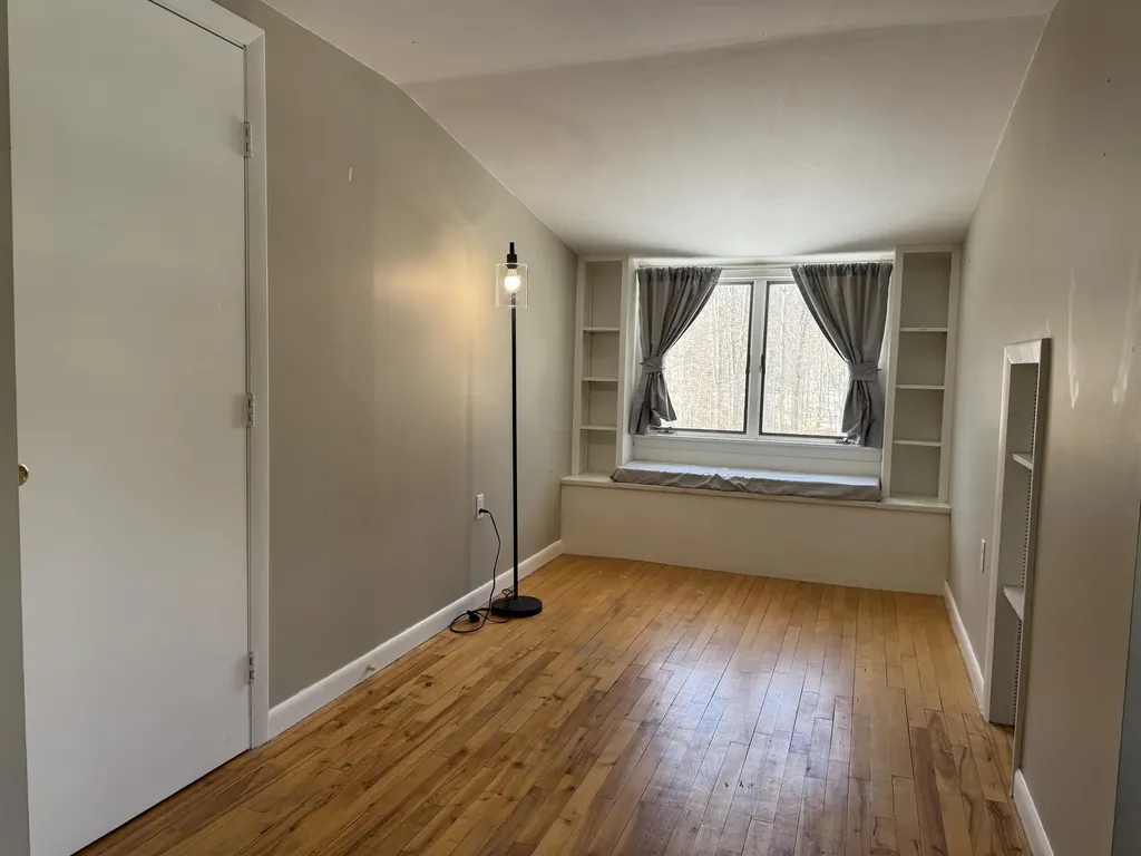 57 Crafts Avenue Lebanon NH 03784
