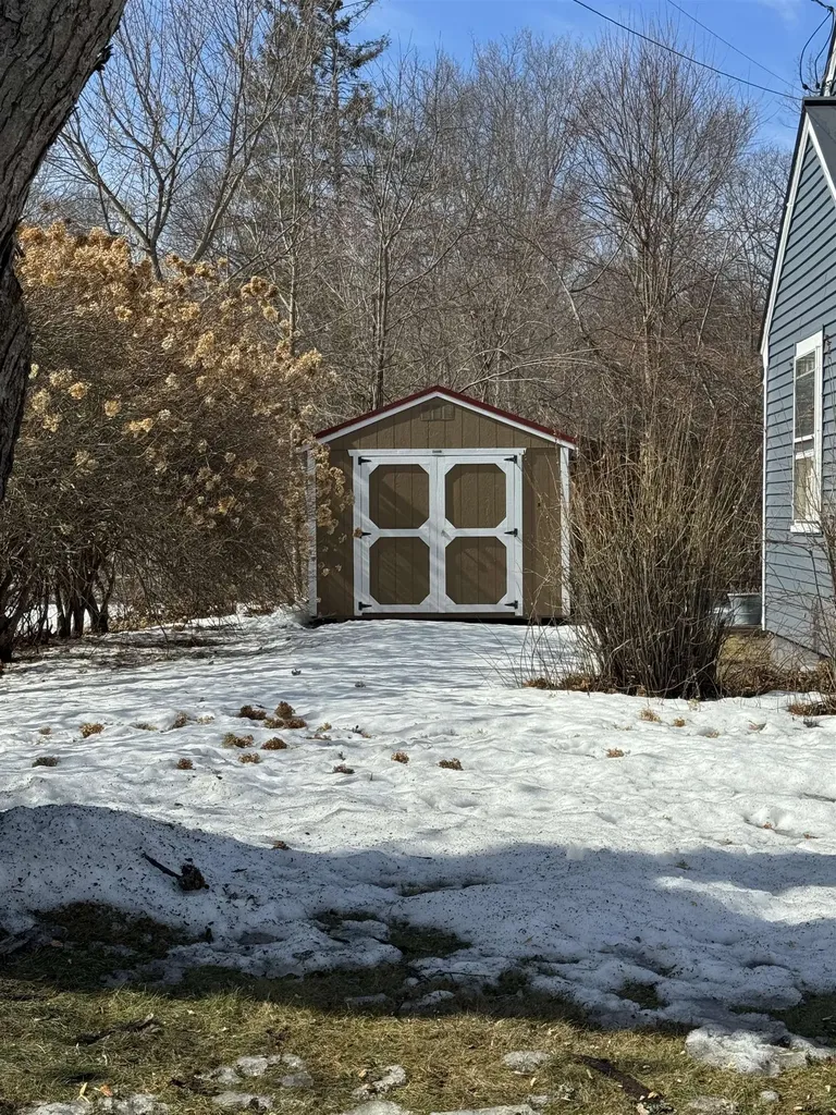57 Crafts Avenue Lebanon NH 03784