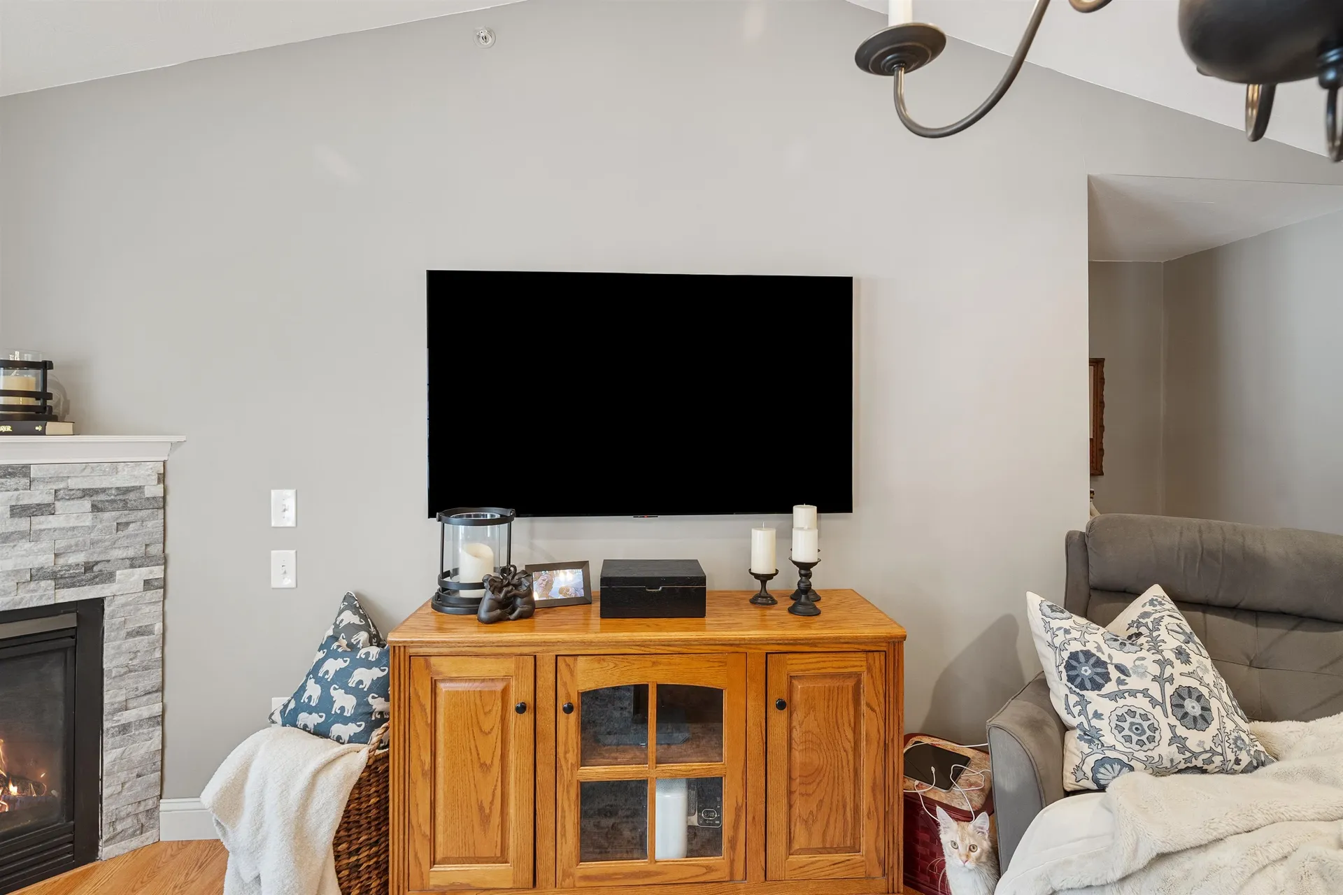 14 Vista Ridge Drive Londonderry NH 03053