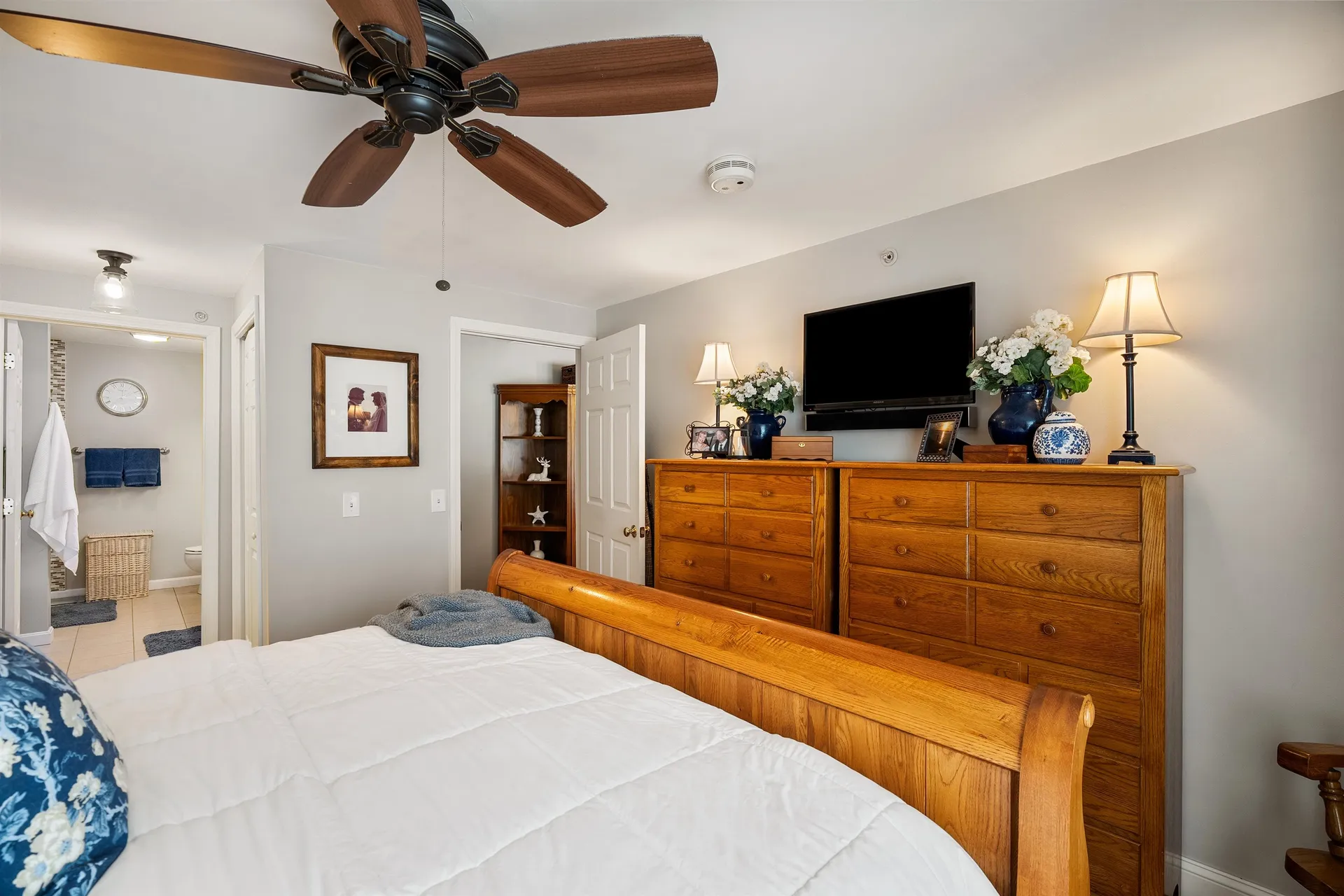 14 Vista Ridge Drive Londonderry NH 03053