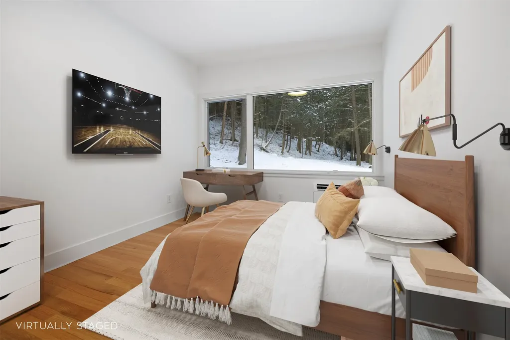 25 Hemlock Road Hanover NH 03755